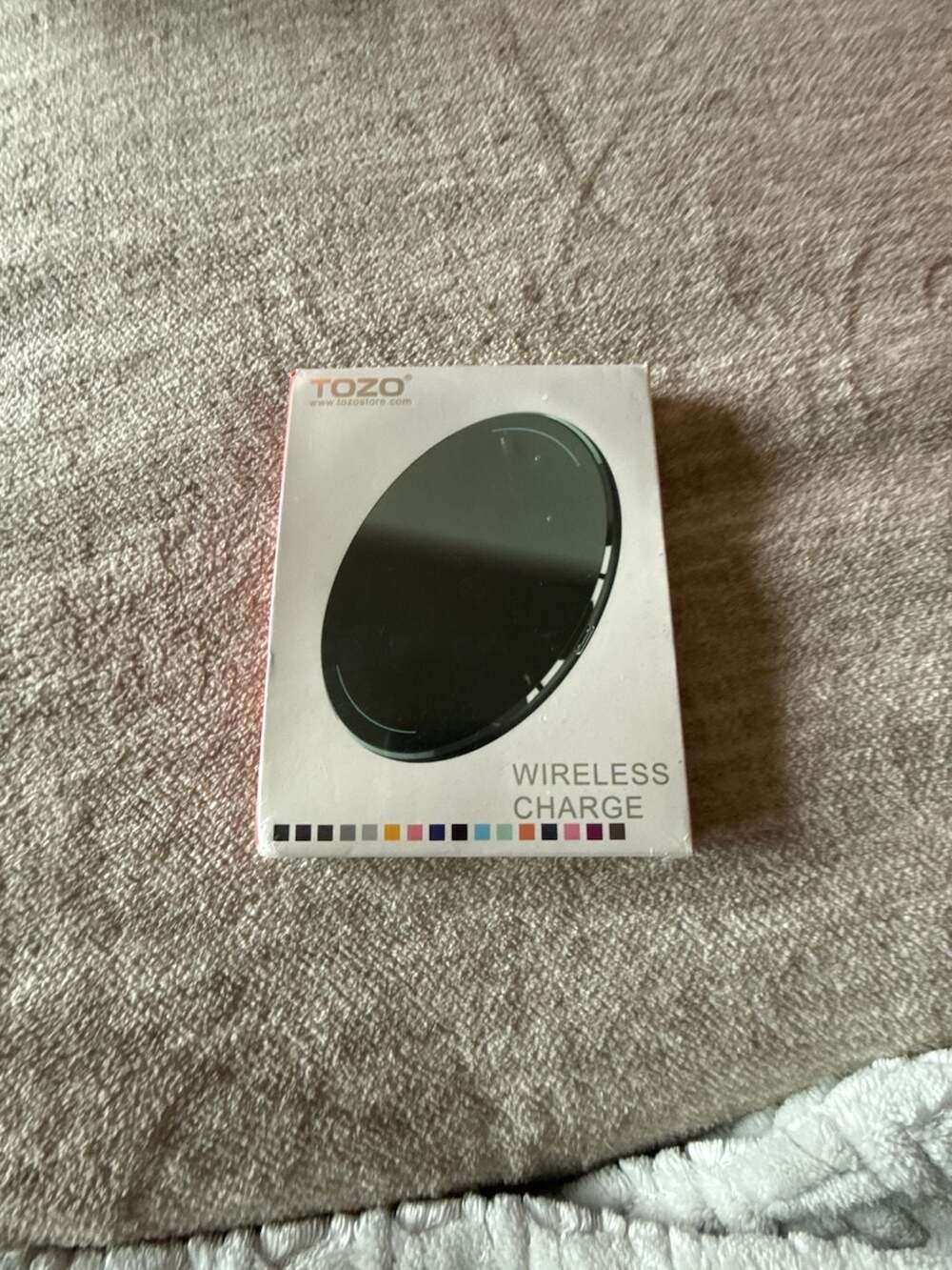 TOZO W1 Thin Aviation Aluminum Wireless Fast Charging Pad, Black
